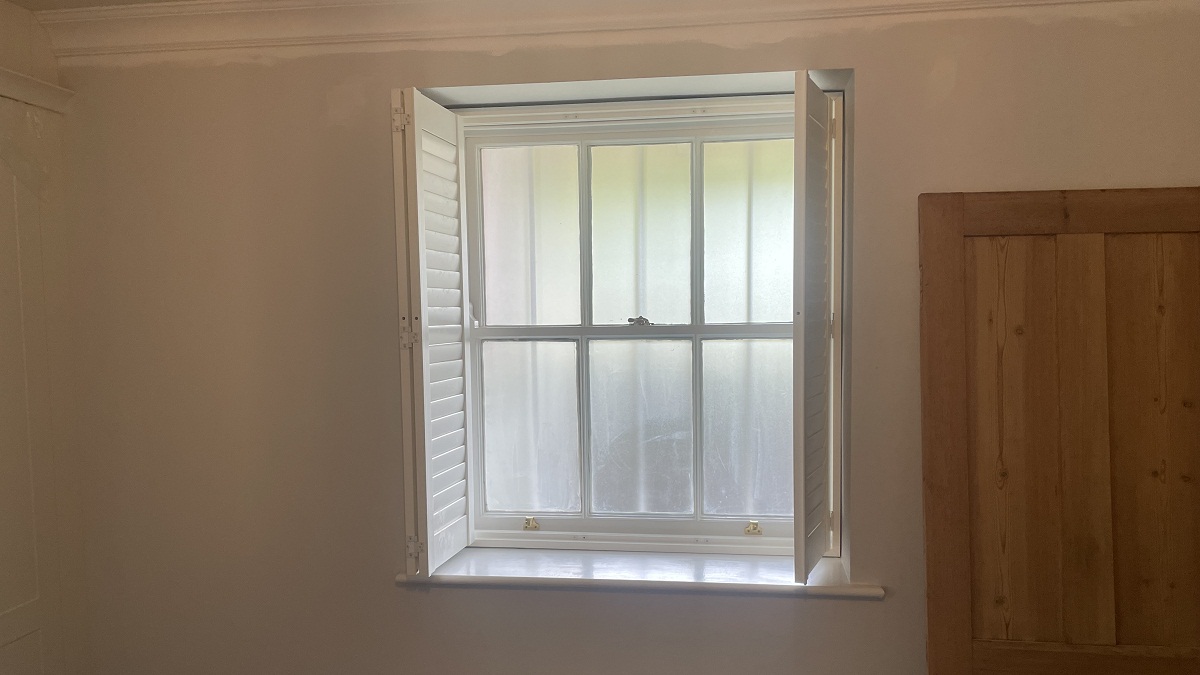 Enhancing privacy with frosted residential window film